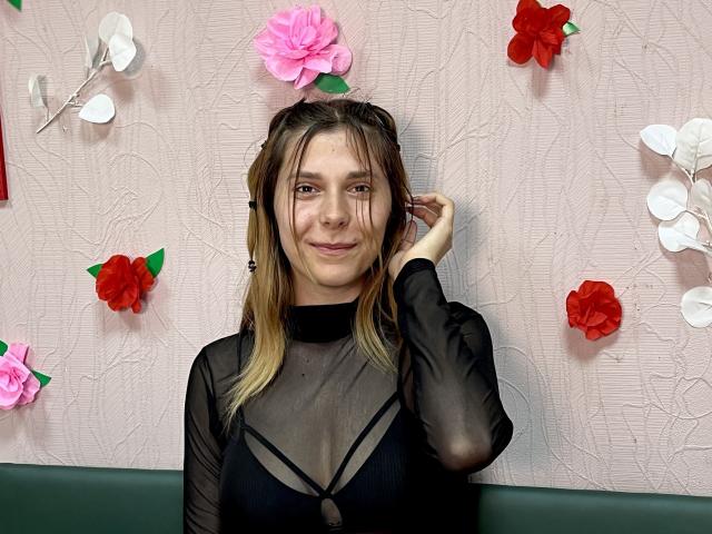 FibiToothed - сексуальная веб-камера в реальном времени - 20679178