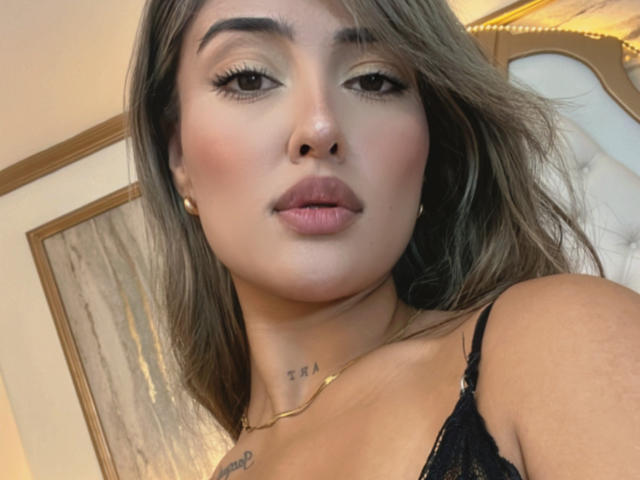 MaeCollins - Camera khiêu dâm &amp; quyến rũ trực tiếp - 20683766