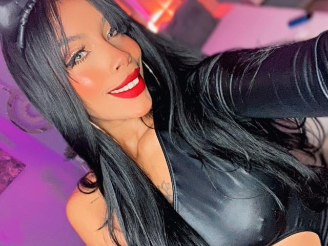 FiorellaBossh - Live porn &amp; sex cam - 20687258