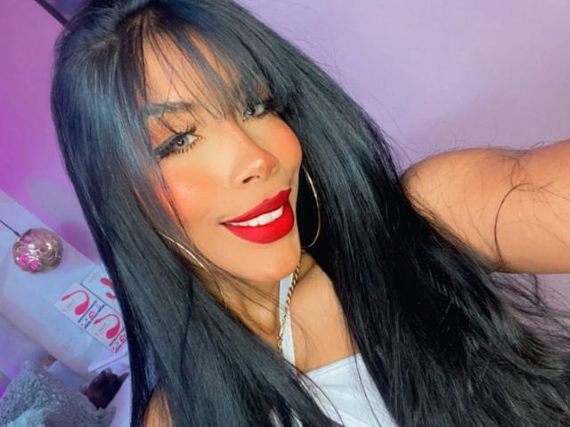 FiorellaBossh - Live porn &amp; sex cam - 20687342