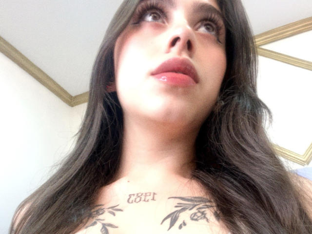 ChanelDeRosee - Live porno og sexkamera - 20687658