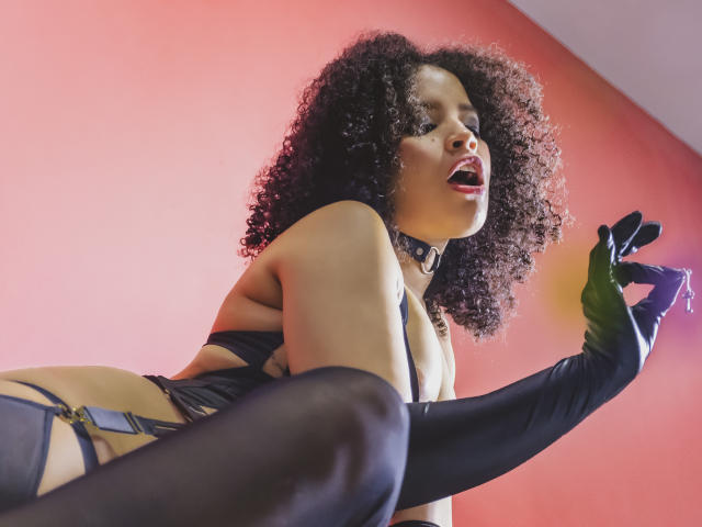 MissLadyFoxy - Sexe cam en vivo - 20691734