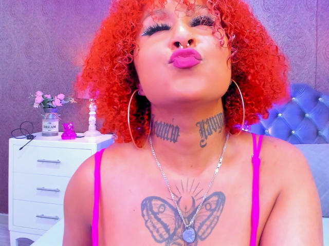 NicolettaCortez - Live porn &amp; sex cam - 20692510