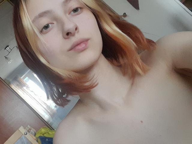 AngelVailet - Live porn &amp; sex cam - 20692802