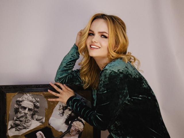 KseniaHopes - Live porn &amp; sex cam - 20693646