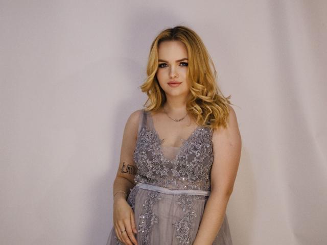 KseniaHopes - Live porn &amp; sex cam - 20694462