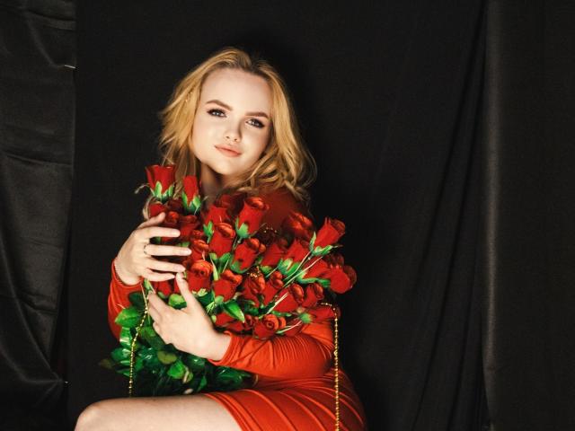 KseniaHopes - сексуальная веб-камера в реальном времени - 20694598