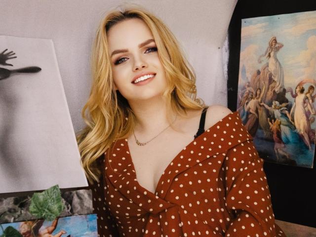 KseniaHopes - Live porn &amp; sex cam - 20694670