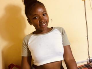 Lillah - сексуальная веб-камера в реальном времени - 20695674