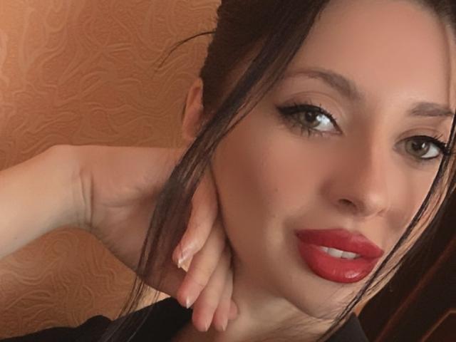 LionaCutie - Live porn &amp; sex cam - 20697026