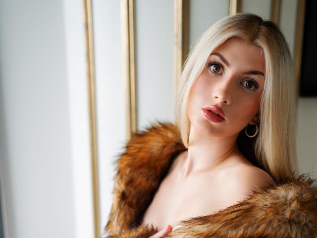 ScarlettAmazing - сексуальная веб-камера в реальном времени - 20700474