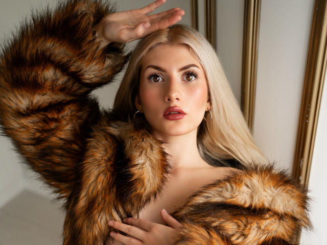 ScarlettAmazing - Camera khiêu dâm &amp; quyến rũ trực tiếp - 20700478