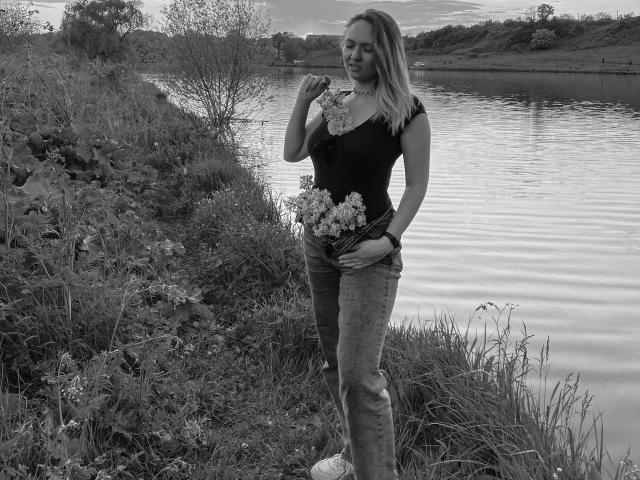 SallyVerda - Live sexe cam - 20701222