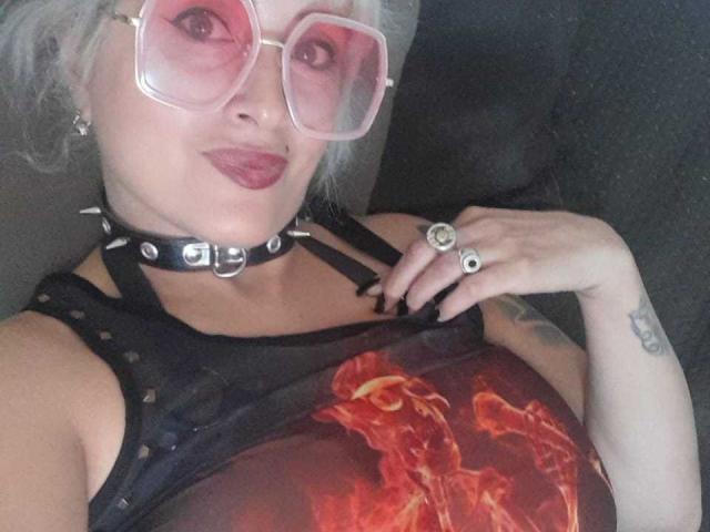DakotaaBelle - Porno na żywo i seks kamera - 20701862