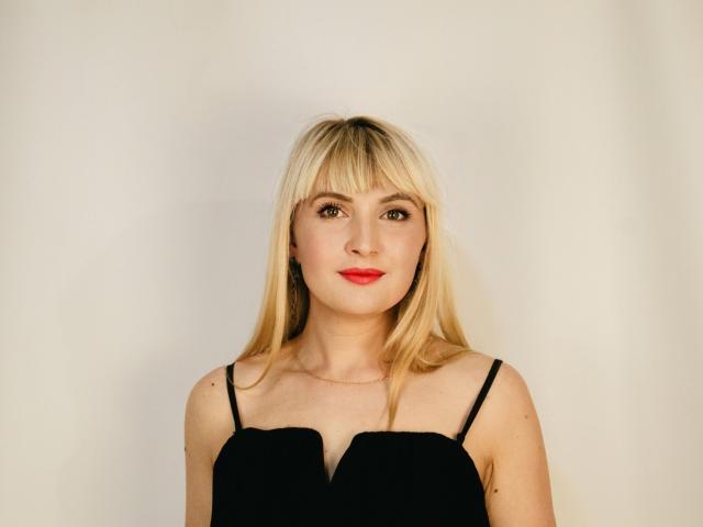 MilanaCraids - Live sex cam - 20702690