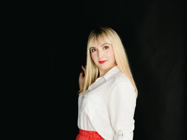 MilanaCraids - Élő pornó és szexkamera - 20702814