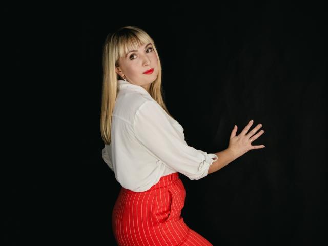 MilanaCraids - Live porn &amp; sex cam - 20702906