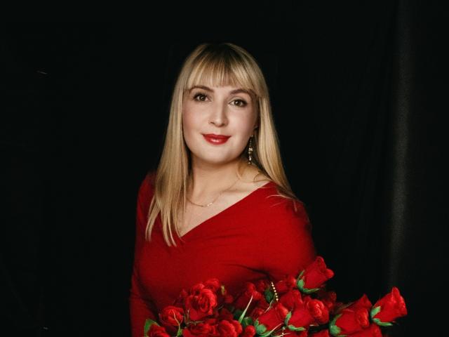 MilanaCraids - Live porn &amp; sex cam - 20702910