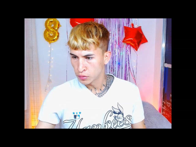 JordanJames - Live porn &amp; sex cam - 20703350