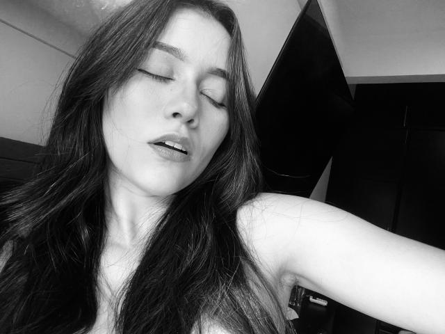 DeisyWest - Live sexe cam - 20705962