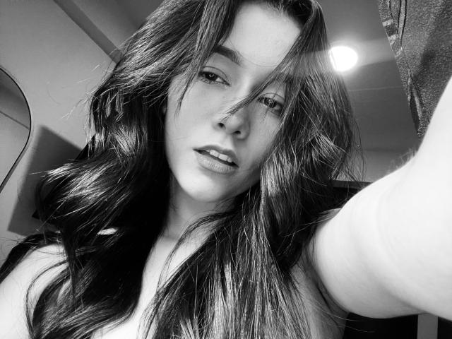 DeisyWest - Live porn &amp; sex cam - 20705998