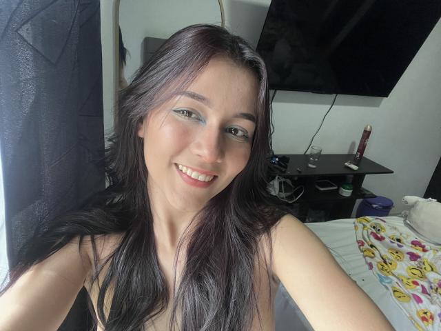 DeisyWest - Sexe cam en vivo - 20706010