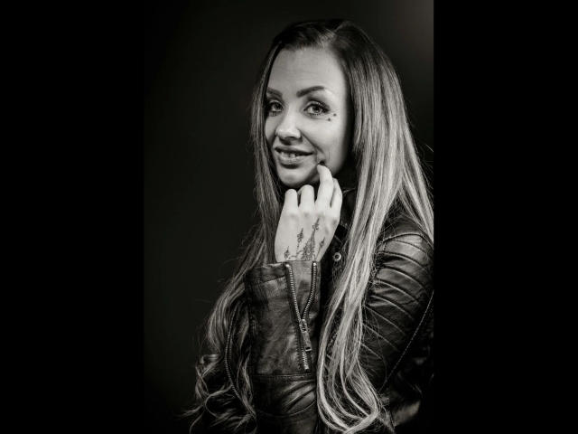 MiriBrook-hot - Live porn &amp; sex cam - 20714366