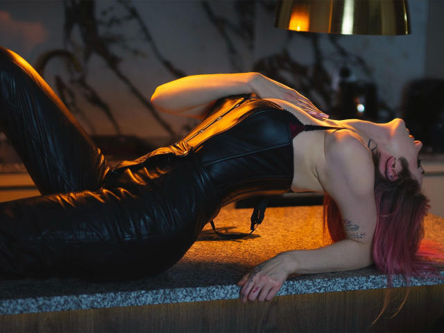 ClarissaSexy-hot - Live porn &amp; sex cam - 20718394