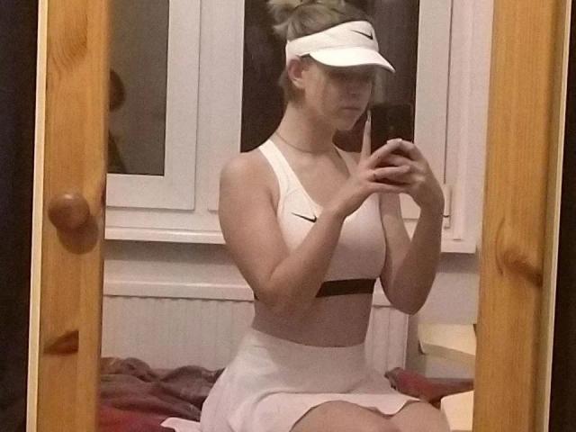 Bam-Bi - Live porn &amp; sex cam - 20719014