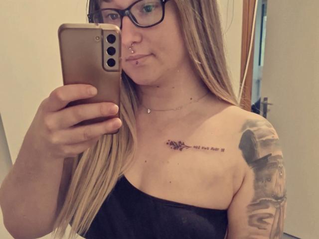 Sexy-Cira96 - Live porn &amp; sex cam - 20719162