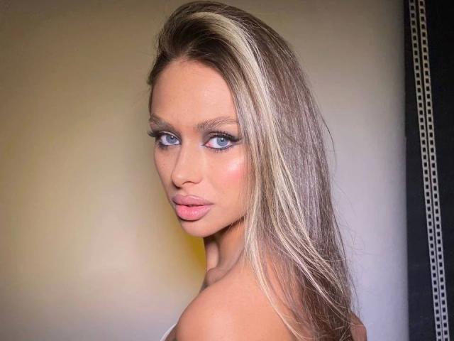 CosmoGirl-hot - Sexe cam en vivo - 20719486