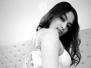 DulceeRosse - Live sex cam - 20724302