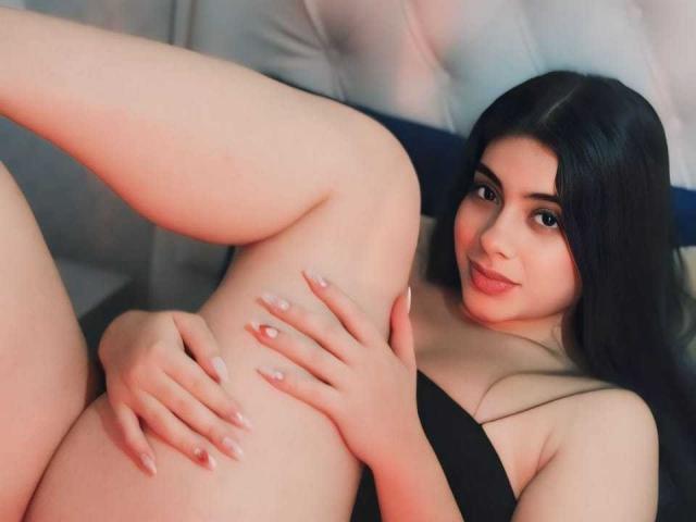 KataleyaForbes - сексуальная веб-камера в реальном времени - 20725150