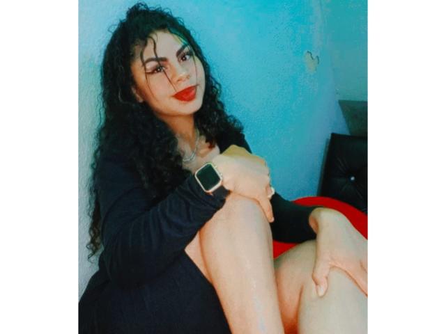 BrunetteLopez - Sexe cam en vivo - 20725338