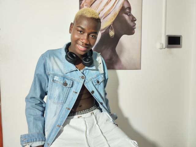 MaxHard - Live porn &amp; sex cam - 20729430