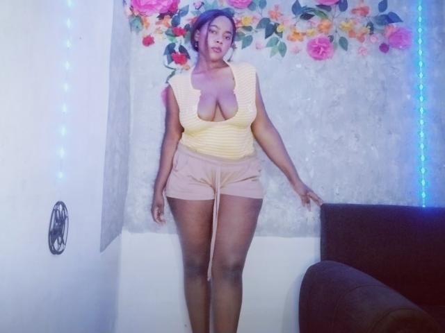 EmiraHot - Live porno og sexkamera - 20730486