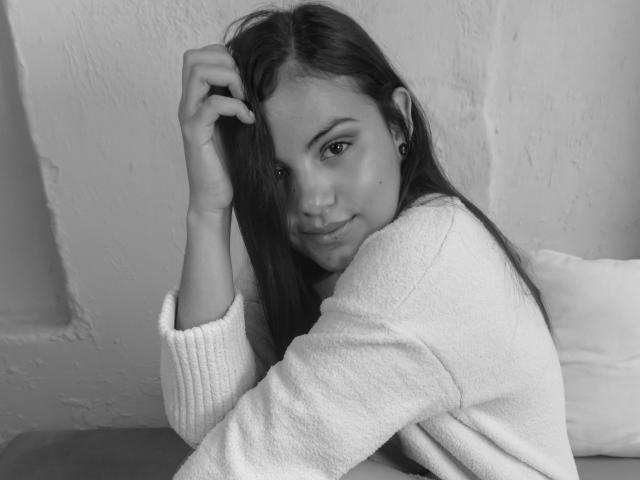 AnnySweet69 - Sexe cam en vivo - 20731086