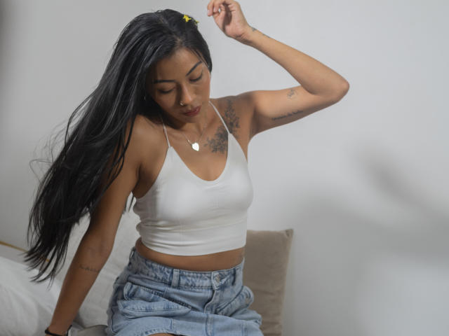 HollyOlseen - Live porn &amp; sex cam - 20732402