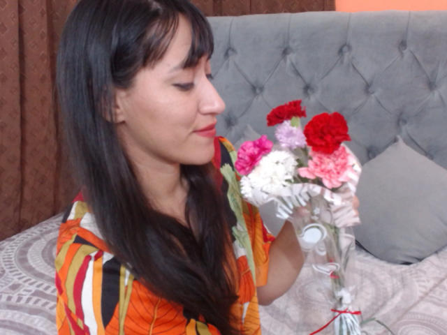 LindaConny - Élő pornó és szexkamera - 20732470