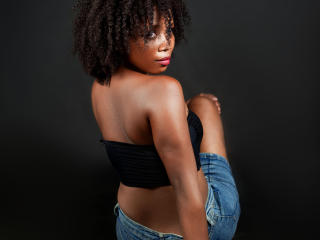 Blandi - Live porn &amp; sex cam - 20740486