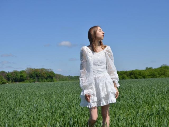 SoniaFugors - Live porn &amp; sex cam - 20741778