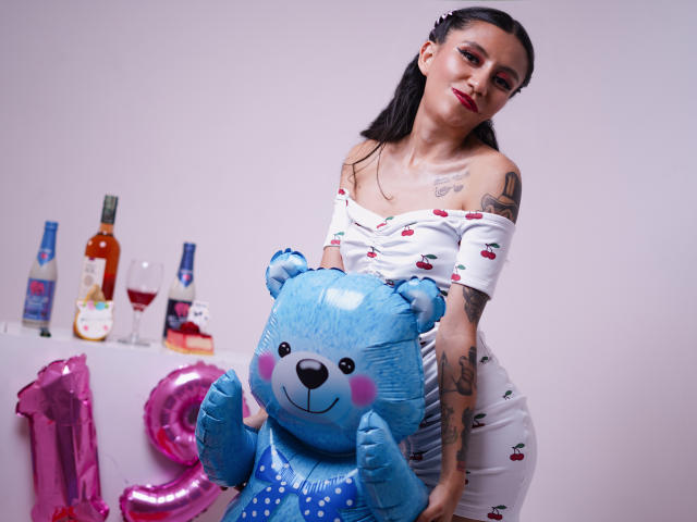 EvieGothel - Élő pornó és szexkamera - 20743710