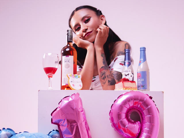 EvieGothel - Live porn &amp; sex cam - 20743722