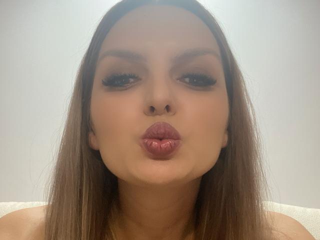 DouceAmelia - Live porn &amp; sex cam - 20746202