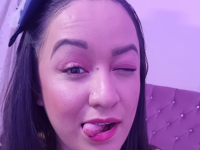 LucianaDiazz - Live porn &amp; sex cam - 20748110