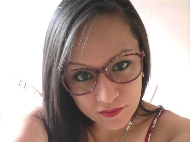 LucianaDiazz - Sexe cam en vivo - 20748254