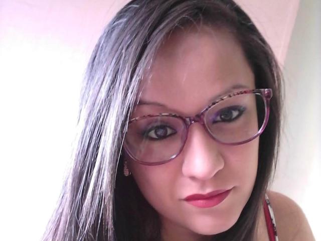 LucianaDiazz - Live porn &amp; sex cam - 20748302