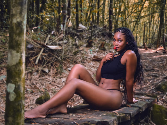 DayanaWood - Live porn &amp; sex cam - 20749854