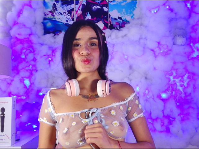 AmberHoks - сексуальная веб-камера в реальном времени - 20756542