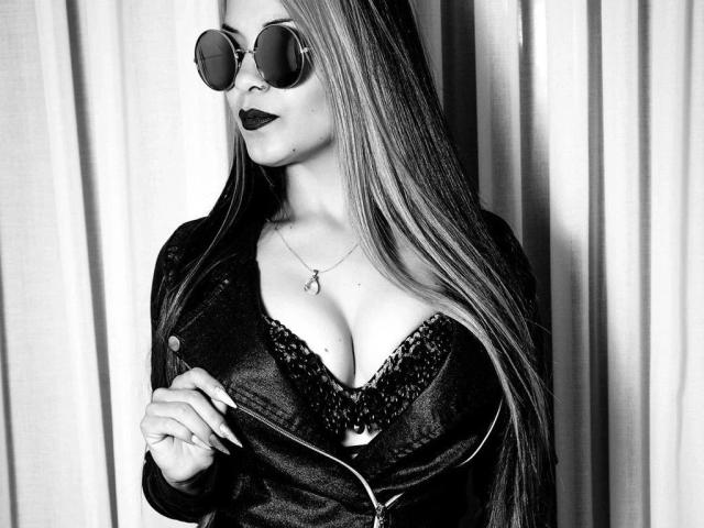 FuxiaVeneno-hot - Live porn &amp; sex cam - 20758082